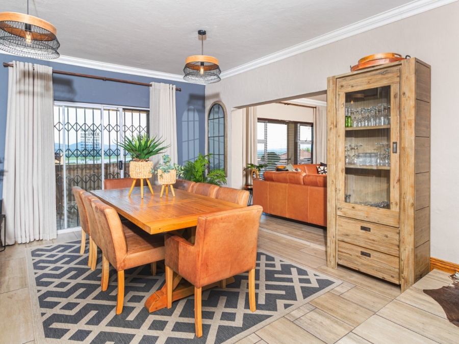 6 Bedroom Property for Sale in Kosmos Ridge North West